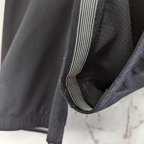 Canari Cycling Shorts Mens XL Padded Bike Black Red Spandex Stretch Athletic - Picture 7 of 9